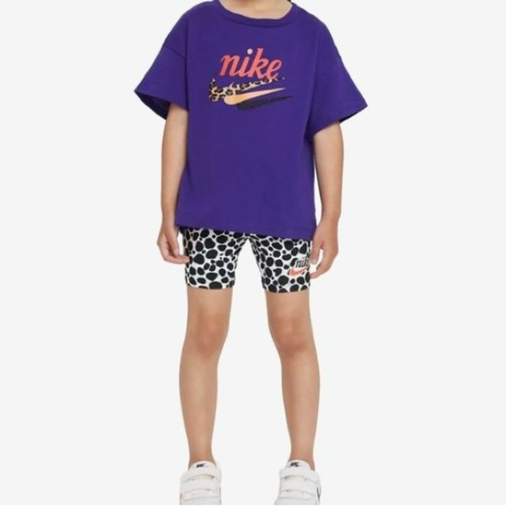 Nike Girls Boxy Print Tee and Bike Shorts Set